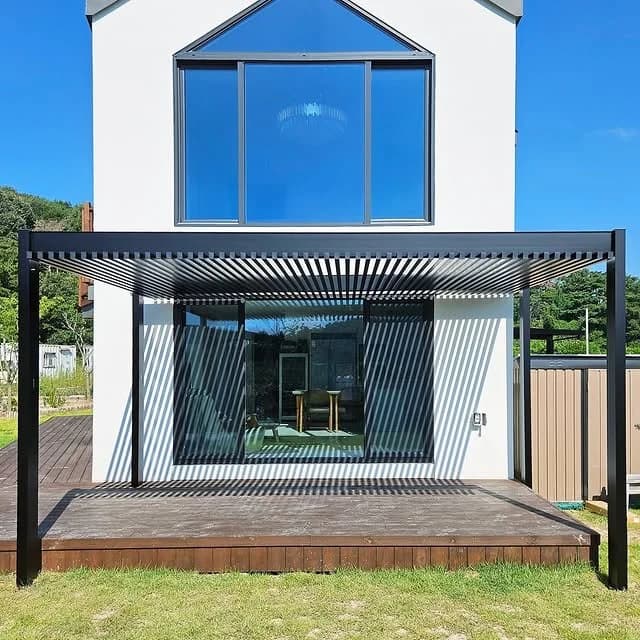 L Series Pergola